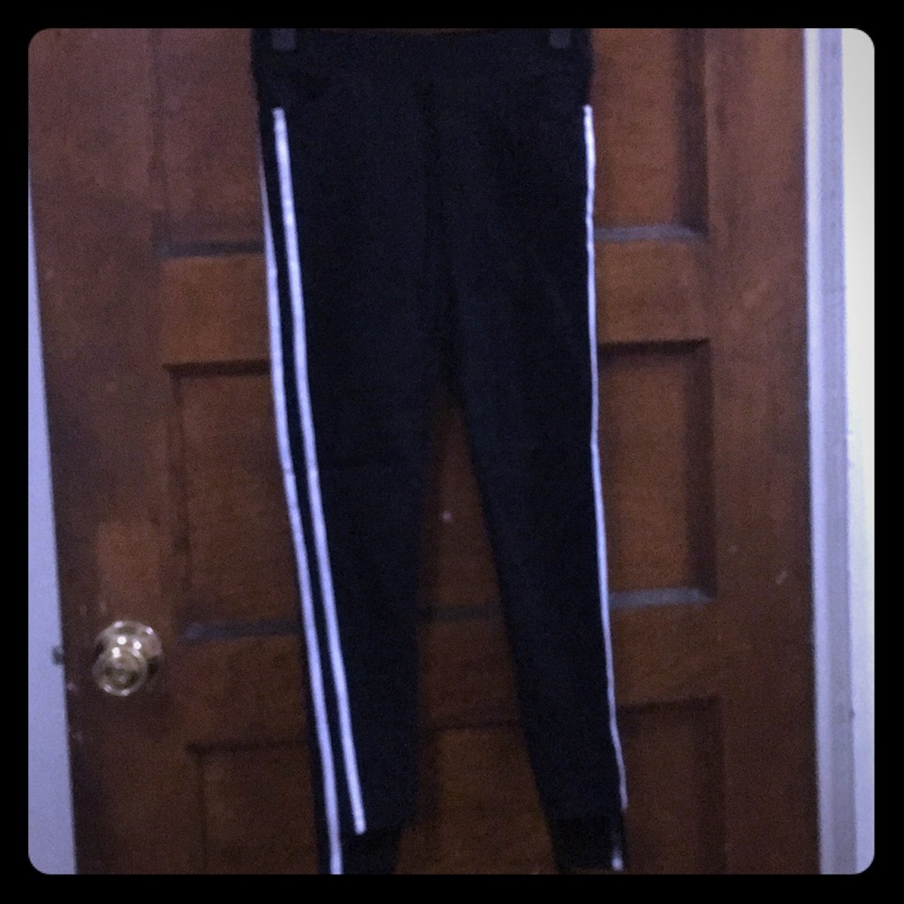 A pant for women or girls.